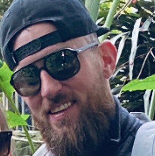 insurance agent 
american values runs in my blood period
work hard/play hard
crypto, baseball, fishing