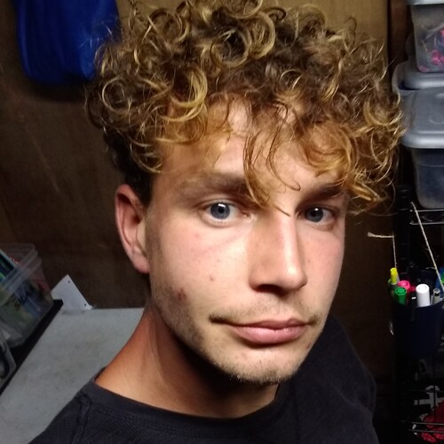 Squeeze my Soul, Music Bleeds Out