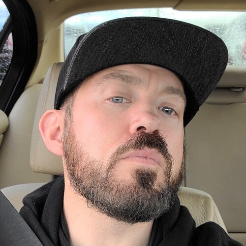 Conservative
Pro: God, guns, Bible, vaccines, science, personal freedom, small govt, & truth.

Anti: bad spellers, ignor...