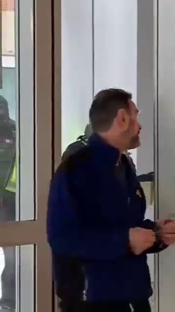 Police Demanded to 'Inspect' a Café in Downtown Ottawa and Tried to Break In After the Owner Refused...