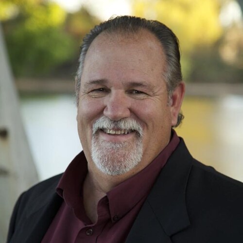 Christian that loves Jesus, the Bible & Patriots,  hiking, photography, sports True the vote. TS @AzFrank4Truth