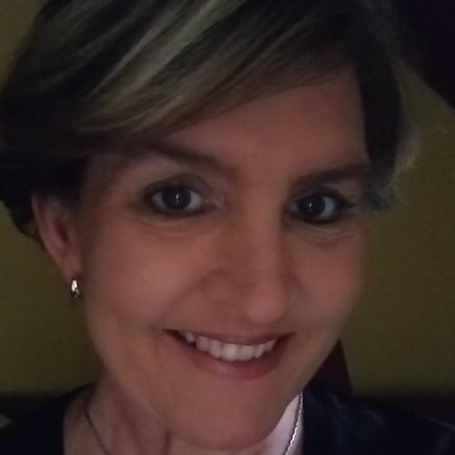 American, Patriot, Trump is my President and always will be!  America First!  Please no DMs.