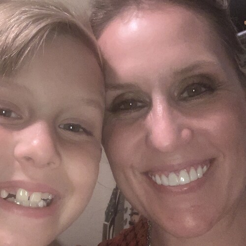 Hi!  I’m a stay at home Mom of four, a Christian and a Patriot!  Glad to have found a home here on Gettr! Trump won!!!!