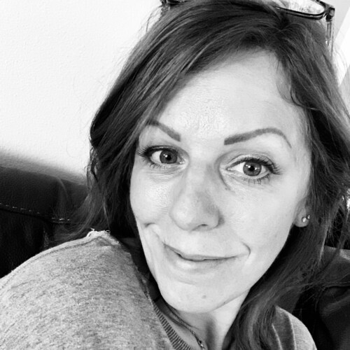 Wife, Mom and Dog Mom - just searching for the truth and keeping it real. ❤️