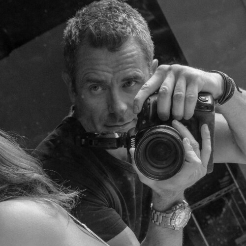 Published photographer (Playboy, FHM, Muscle & Fitness Her, Men's Health, Men's Fitness)

 Publisher of 
M|MÓDA Magazine...