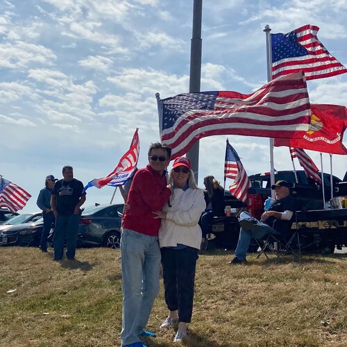 ✝️Jesus is King 👑 
💟Trump is President 🇺🇸  I am a Warrior for both❗️