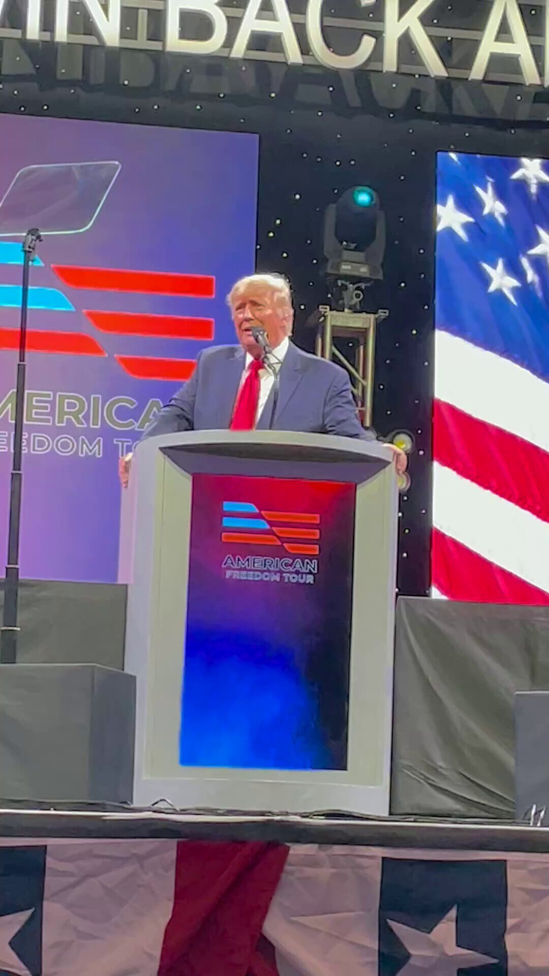 Woke sports and Lebron should play on a women’s team.