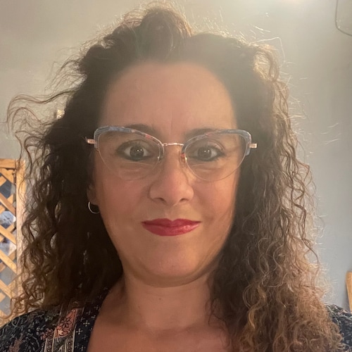 Médium, sanadora 🧬 y oráculo estelar🛸🌌✨🧙🏻‍♀️bruja, maestra galáctica.