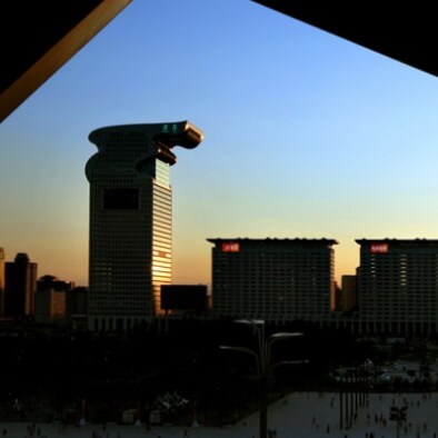 The night is long that never finds the day. 

黑夜无论怎样悠长,白昼总会到来的。 ——《麦克白》