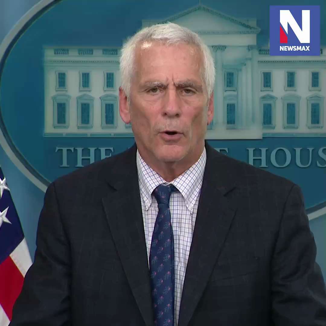 'Putin's fault' when gas prices rise - but Biden takes credit when they drop?

Newsmax Chief White House Correspondent James Rosen presses a Biden economic advisor on this 'both ways' narrative.
