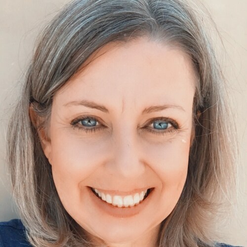 🍊 Proud mom and wife. Love my country, fear my government.