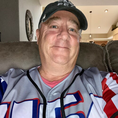 Happily married, Conservative Guy with a keen liking for a good scotch.