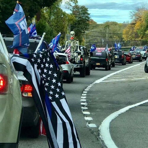 Married, Mom, Mets fan, Republican