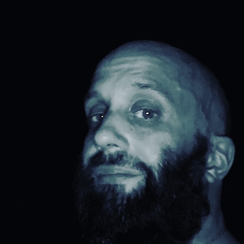 Author, journalist, blogger, columnist, comedy writer, entertainer #freespeech fundamentalist 🤬 In 🖤 with #liberty 🔥 ...