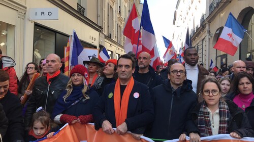 Manifestation contre le passe vaccinal et en  soutien aux convois de la liberté le 12/02/22 a Paris 