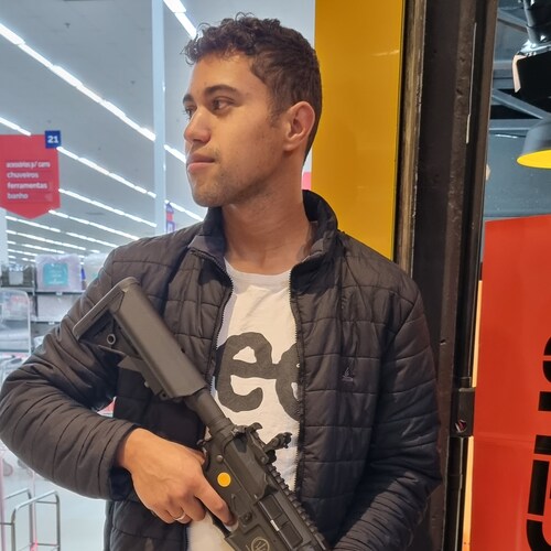 Maior q o temporal e a fé que habita em mim