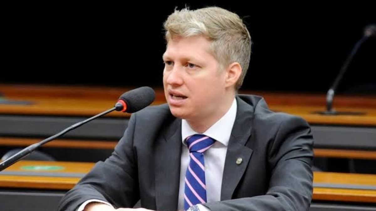 "We filed a request to open a Parliamentary Commission of Inquiry (CPI) to investigate abuse of auth...