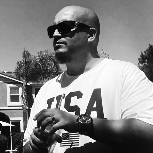 Keepin’ it real since ‘85. Father. Husband. Patriot. Entrepreneur. You become what you believe, so believe in yourself.