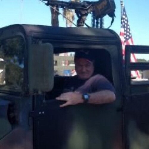 Real Estate Investor 😎 Republican Campaign Strategist , Consultant 😎 Army Combat Engineer 😎 Weapons Expert 😎Trump Su...