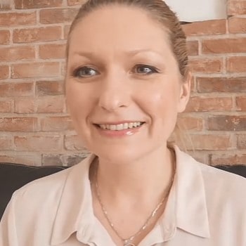 I participate in the International Project Creative Society because I want to contribute to society and build a better w...