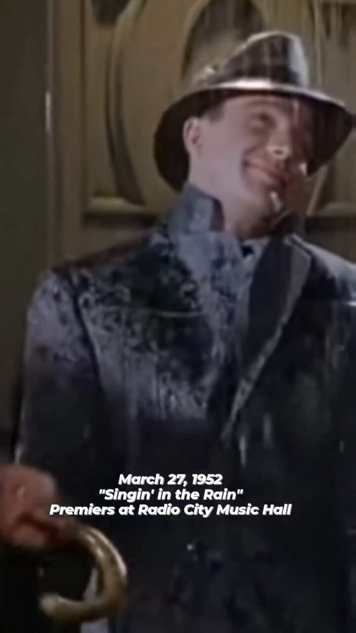 #onthisdayinhistory "Singin' in the Rain" premieres at Radio City Music Hall in #NYC 

#GeneKelly #d...