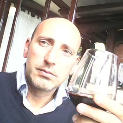 Honeste vivere, alterum non laedere, suum cuique tribuere...