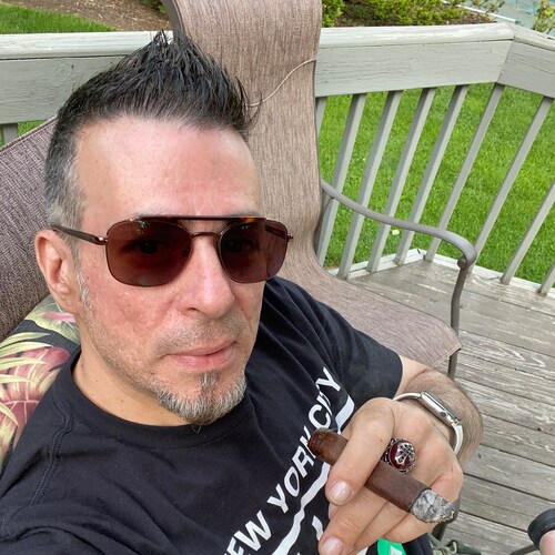 American Patriot, cigar lover, Bourbon enthusiast, Auto Mechanic extraordinaire, God fearing, free thinking Let’s Go Bra...