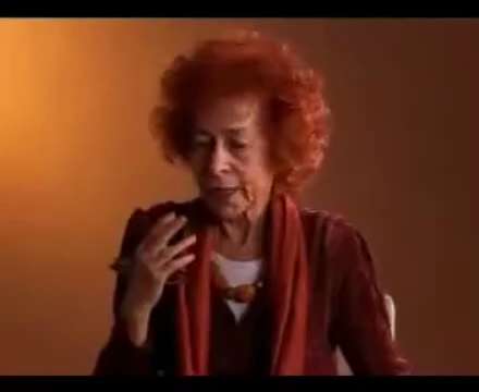 Écoutez la cinéaste Marceline Loridan-Ivens, rescapée  d'Auschwitz, témoigner en 2005 : "Si la polit...