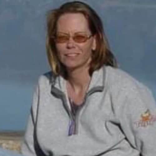 Christian Patriot, Wife, Mother, Grandmother, Sister, Aunt, Cousin and Friend.  Retired Information Technology Specialis...