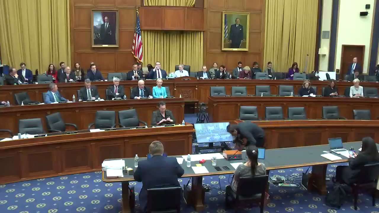 When people pay bribes, they typically want something in return... 

Why was Hunter Biden hosting th...