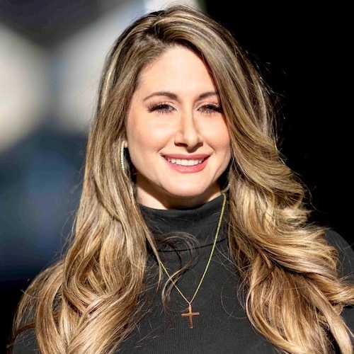 Nicole “Lady” Nogrady

Escaped Hollywood 🎬

Truther ✝️ Musician 🎤 Patriot 🇺🇸

Political Photog 📸

Host of “Purple P...