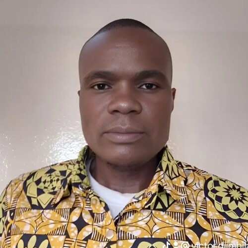 Pédagogue, Poète, Homme politique et Écrivain congolais