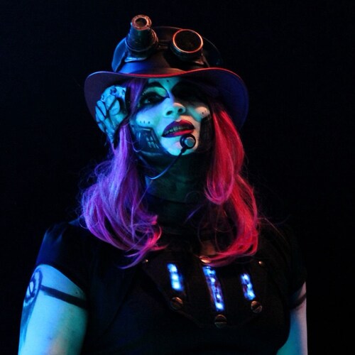 she/her , méxicana
lesbian 🩷