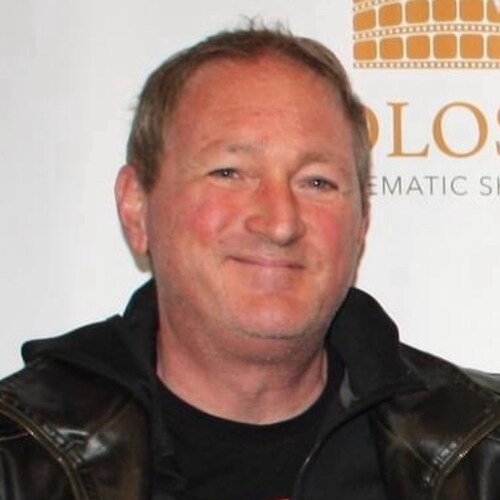 Animator, gearhead, cinephile, gamer and recovering misanthrope. Hi.