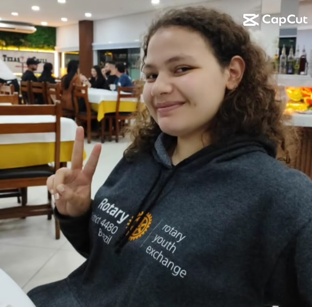 Em nosso chegadas e partidas, temos a chegada da nossa querida Júlia,  que realizou seu intercâmbio ...