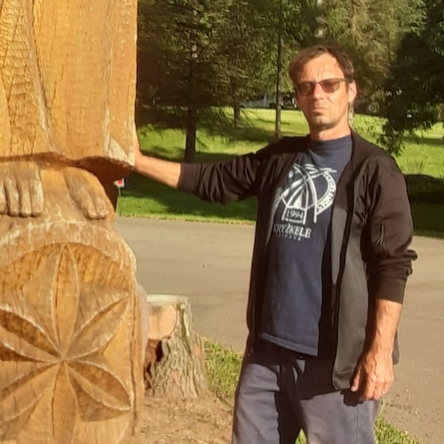 REDUCE GOVERNMENT BY 90% WORLD WIDE. ELIMINATE ALL GOVERNMENT UNIONS.
Creates Meglomaniacs.

Unleash Space Force Against...