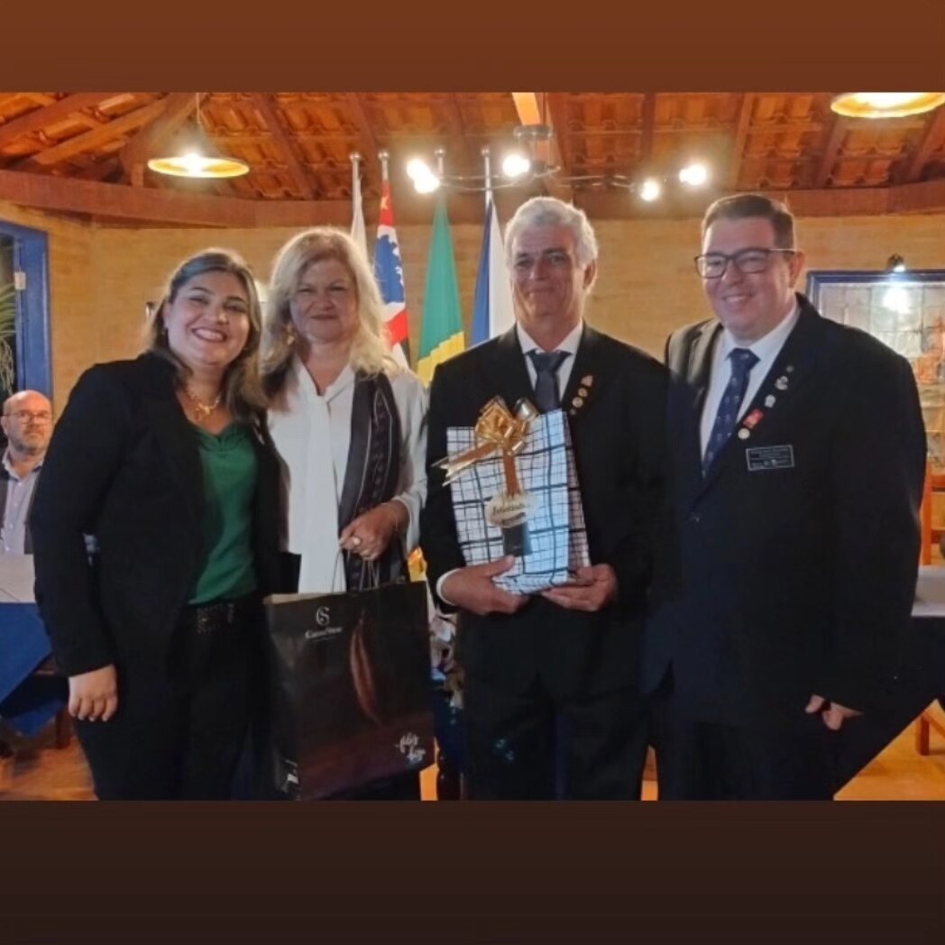 Rotary Club de Bariri - 16 de Junho realiza transmissão de cargos com homenagens, entrega de título ...