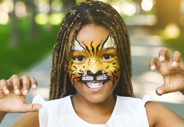 Creative Face Paint Ideas

 Transform any event with our creative face paint ideas! This comprehensi...