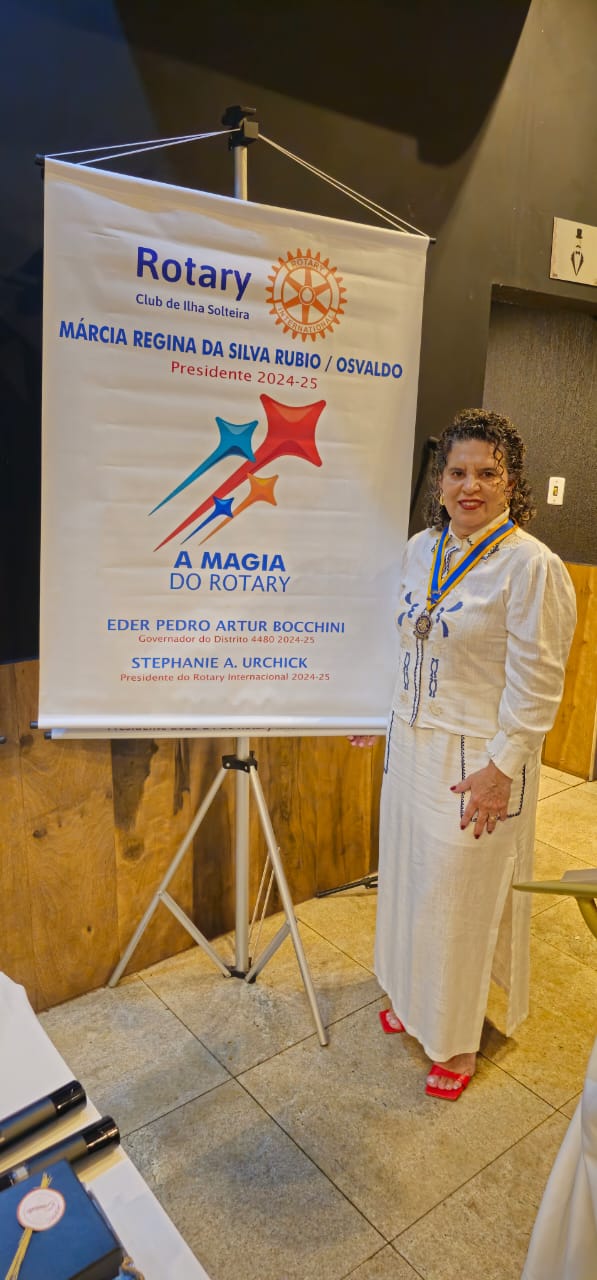 Na noite de 27 de julho, ocorreu a transmissão de posse do novo Conselho diretor do Rotary Club de I...