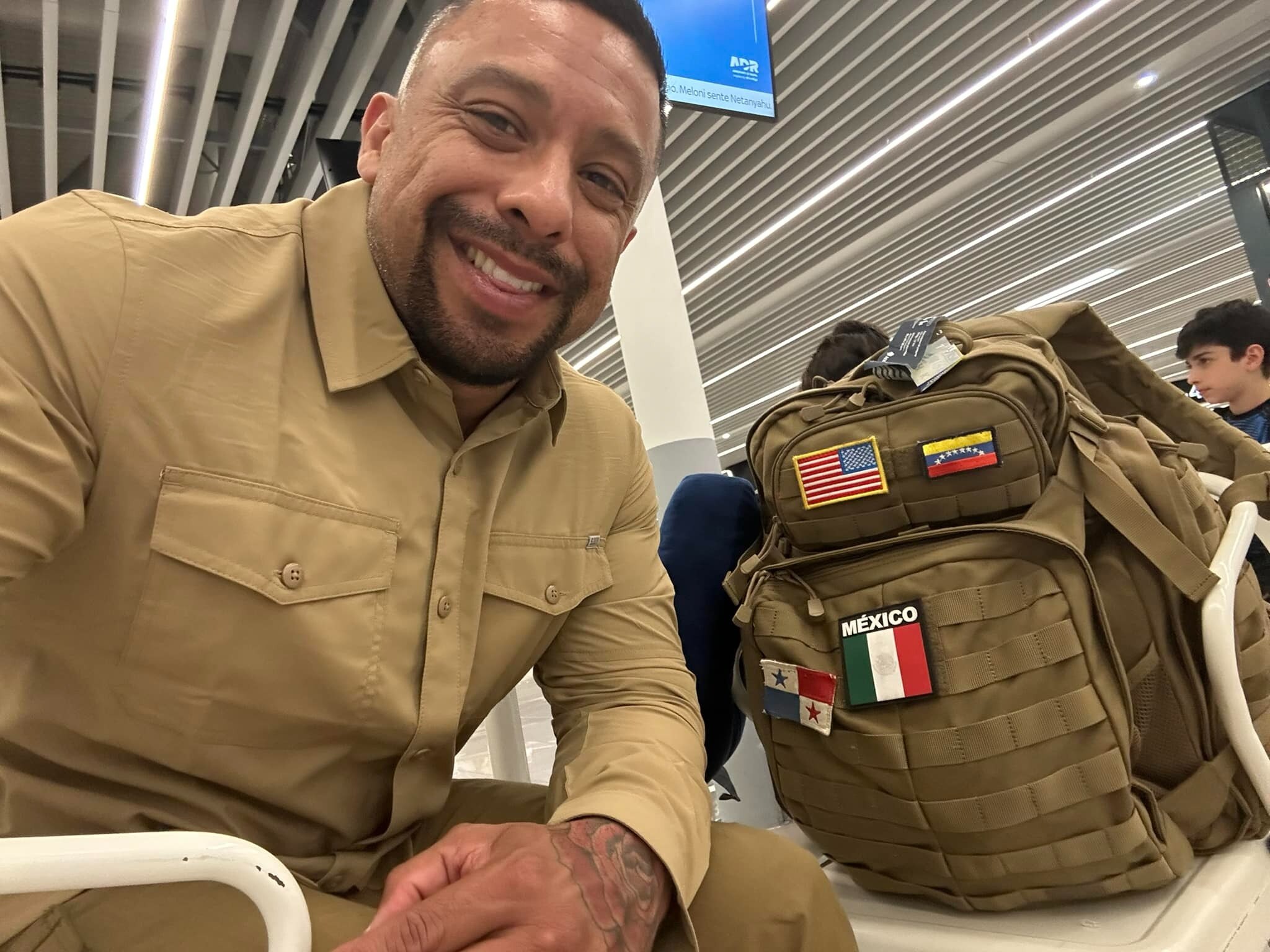 @OscarElBlue is on his way to Israel
