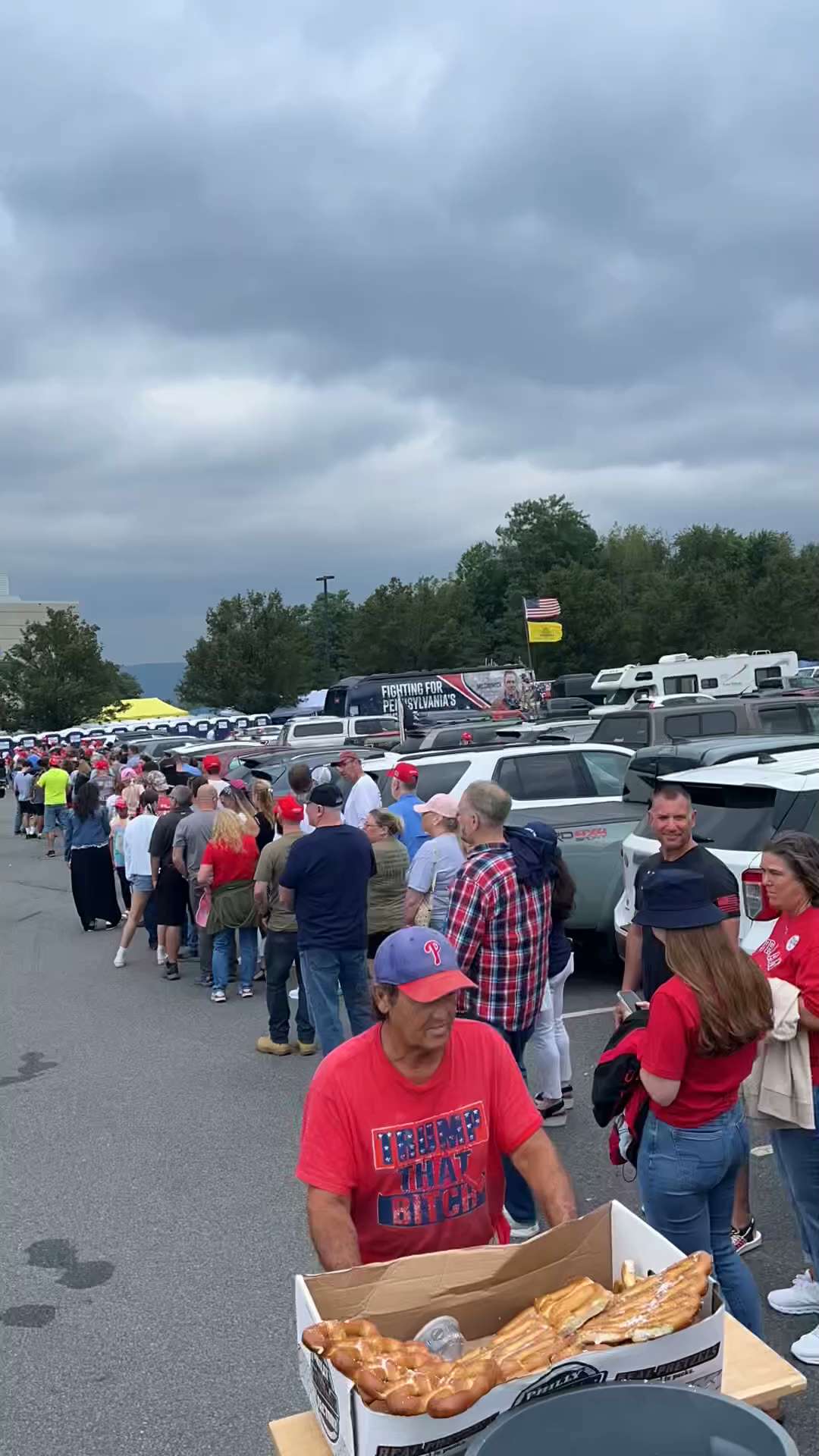 WOW! 

This line to see President Trump in Wilkes-Barre, PA, is incredible. 

It took 7 minutes to f...