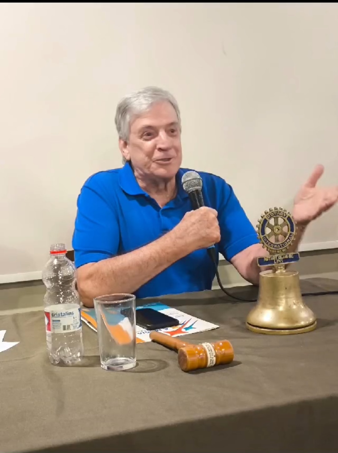 Texto do Rotary Club de Lins:

Durante a reunião do Rotary Club de Lins, nesta quinta-feira, 12 de s...