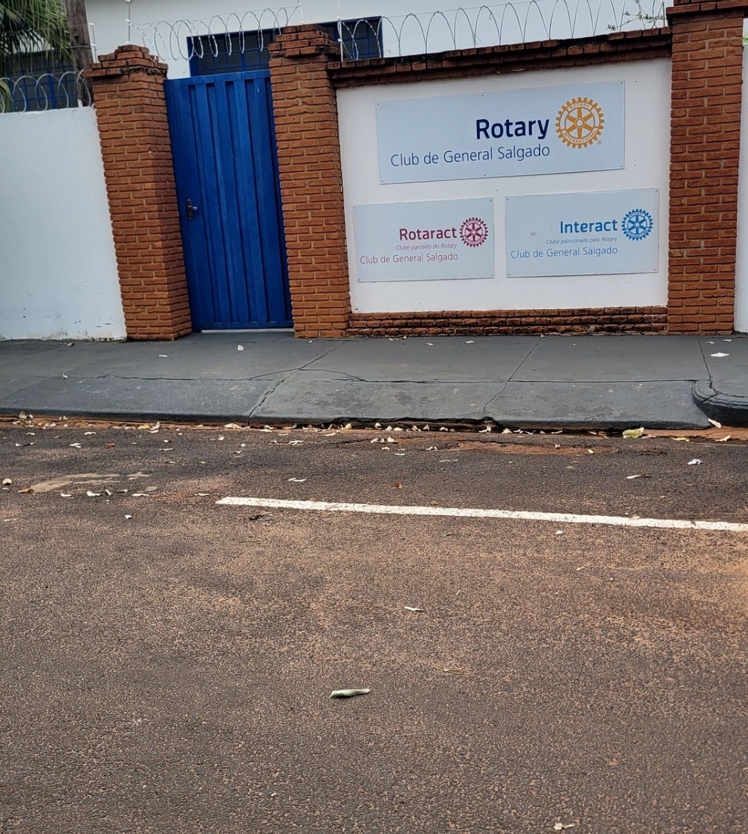 Texto do Rotary Club de General Salgado:

No dia 3 de outubro foi comemorado o aniversário do Club R...