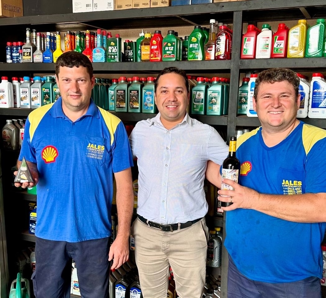 Texto do Rotary Club de Jales:

Sétimo Leilão Fraterno do Rotary Club de Jales

No último sábado, di...