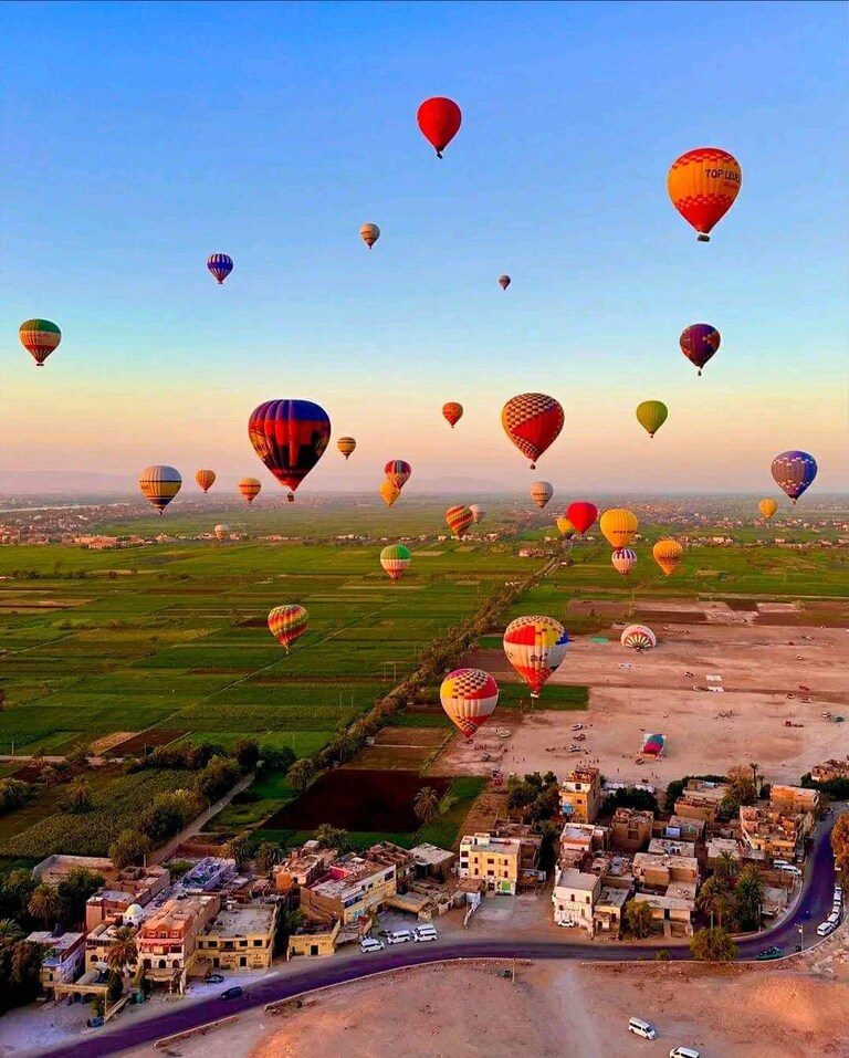 #Luxor #Egypt🇪🇬😍🥰
The City of the Sun and History Luxor Egypt 🇪🇬 