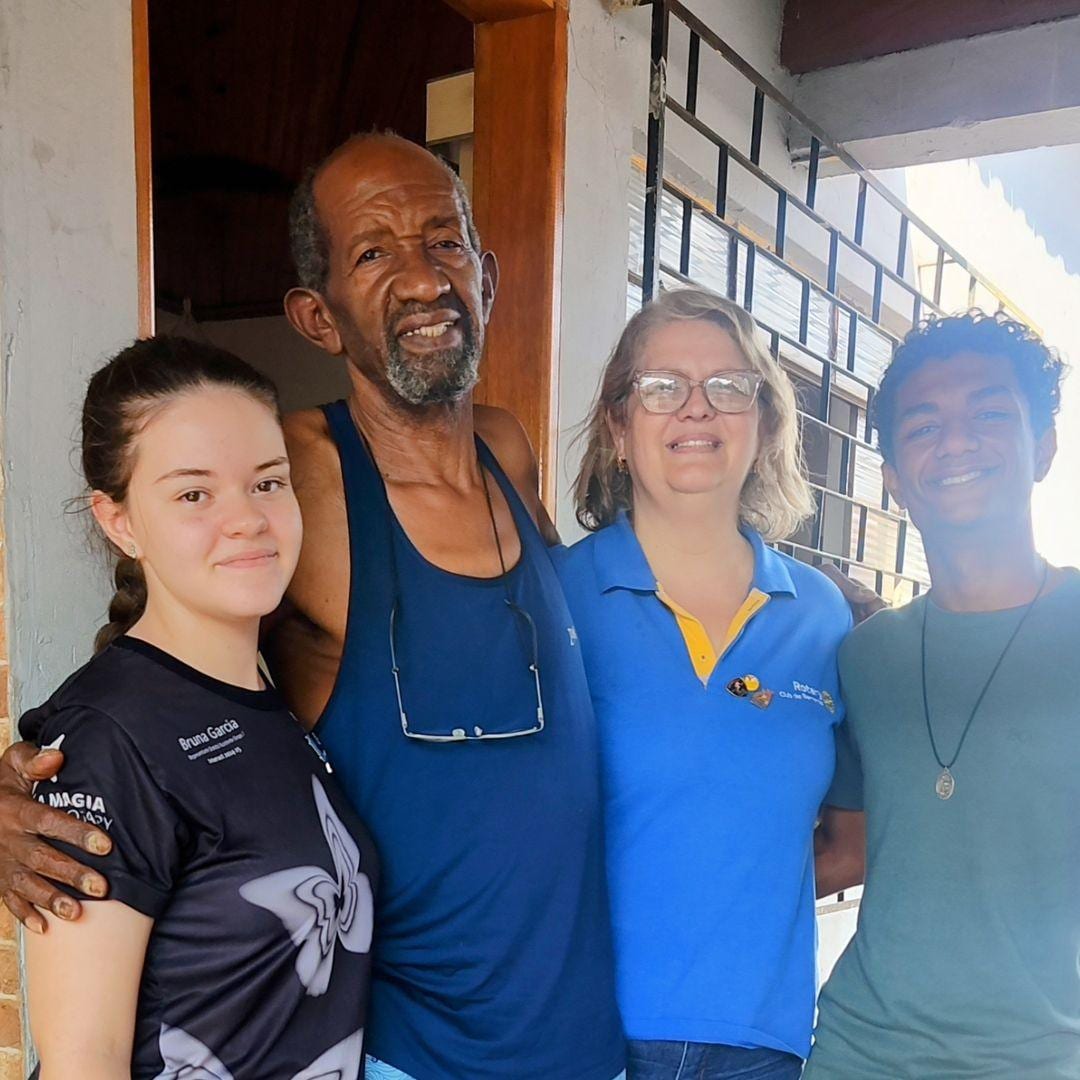 Texto do Rotary Club de Barretos:

Hoje foi dia de visitar nosso companheiro com mais anos de Rotary...