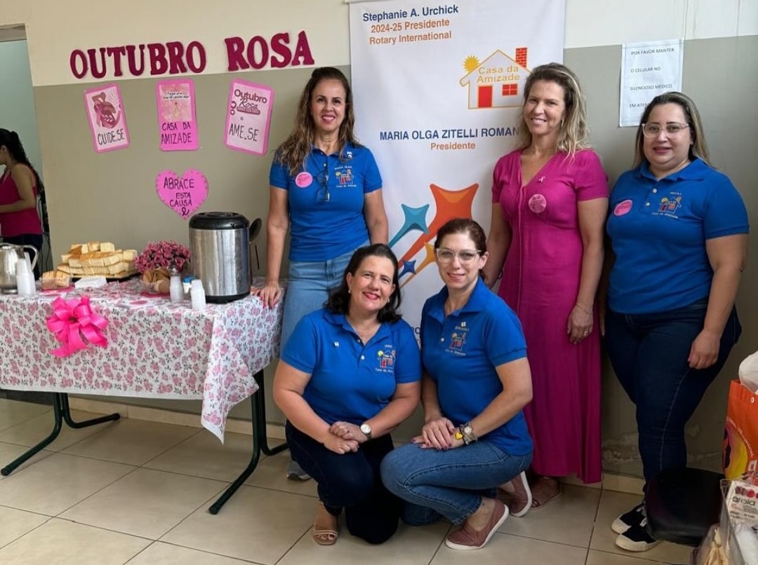As Senhoras da Casa da Amizade de Itápolis em parceria com a Prefeitura Municipal de Itápolis recepc...