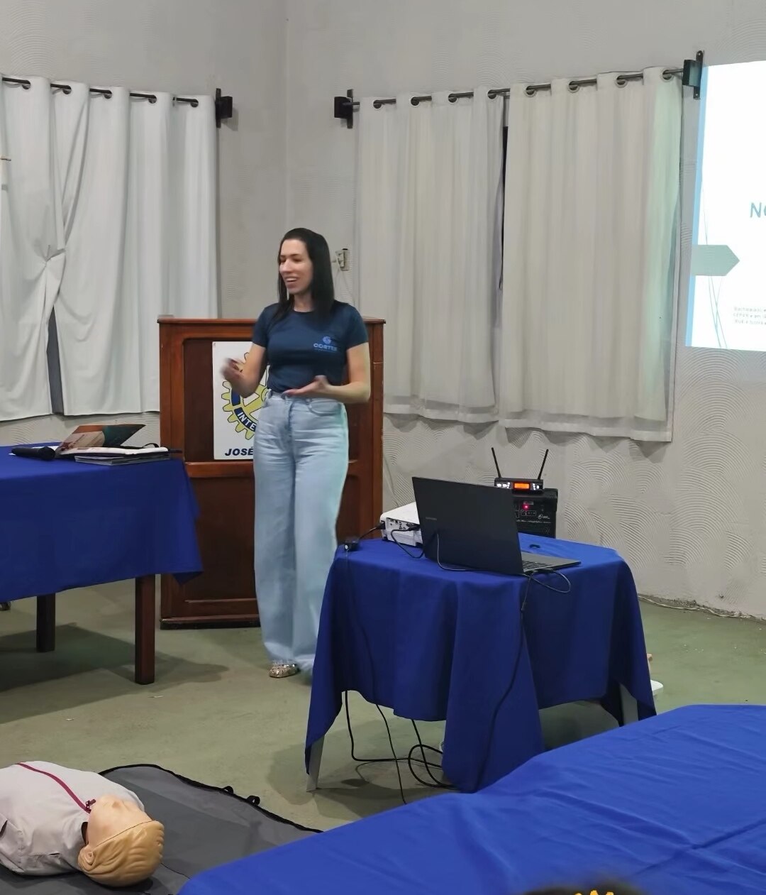 Texto do Rotary Club de José Bonifácio:

No dia 13/11, a enfermeira padrão @nancyflima fez uma pales...