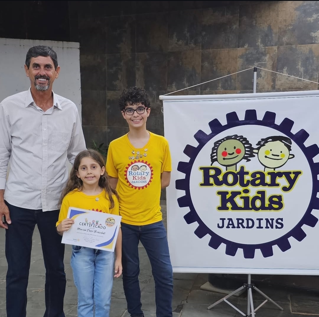 No dia 25 de novembro, tivemos a posse da nossa querida Marina, com a presença de nosso Pres. do Rot...