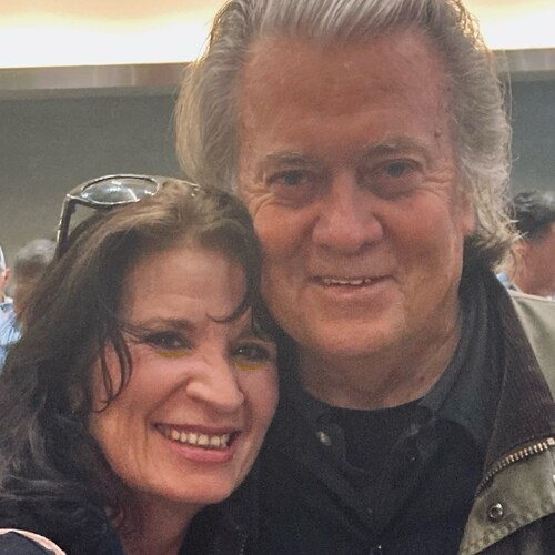 Naturopathic health and wellness professional, coach and mentor.  Proud America First Patriot, Trump supporter, and Steve Bannon’s WarRoom Posse member.